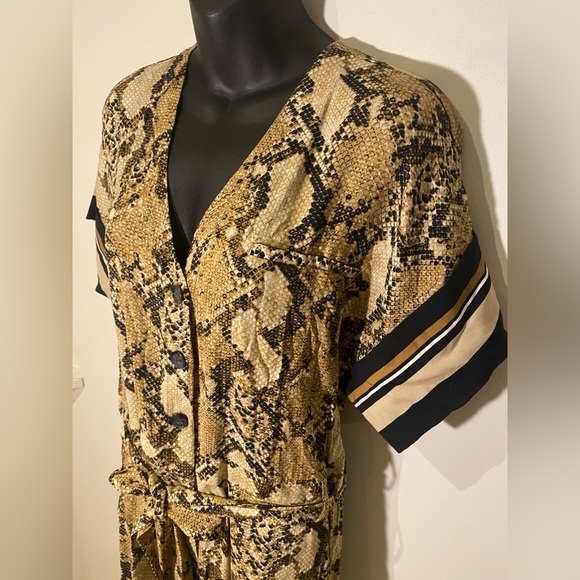 Snake print jumpsuit - Picture 6 of 8